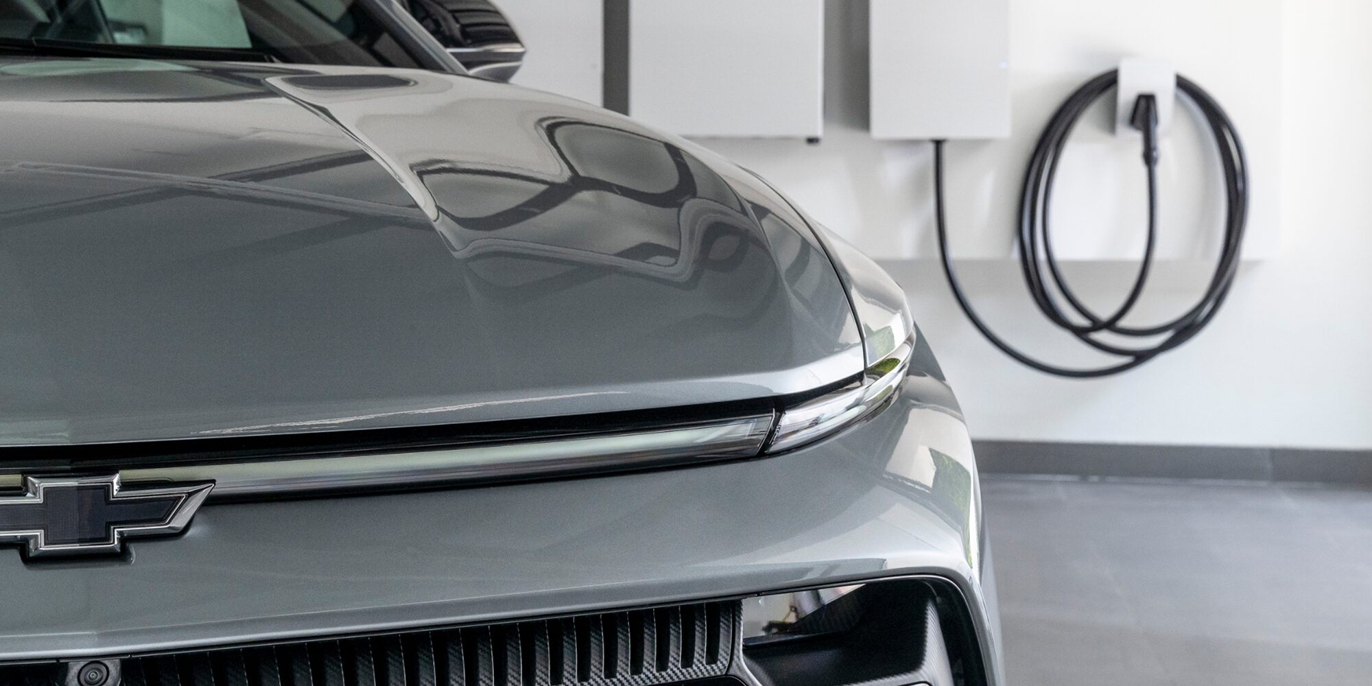 Close-Up of the RS Badging on the Grill of the 2026 Chevy Equinox EV