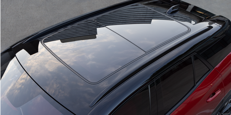 Over Head View of the Sunroof  on a 2025 Chevy Blazer EV