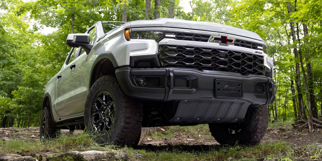 The 2025 Chevrolet Silverado Exterior Worms-Eye View of the Grille