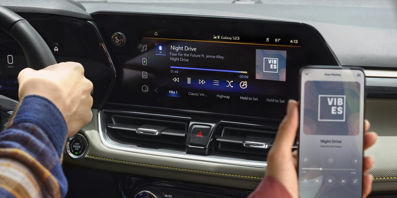 Smartphone Bluetooth Connect to the Infotainment System Inside the 2026 Chevy Trailblazer