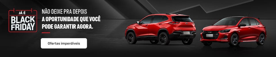 Carros vermelho exibido em um fundo preto com o texto Já é Black Friday e uma mensagem incentivando sobre oportunidades imperdível agora.