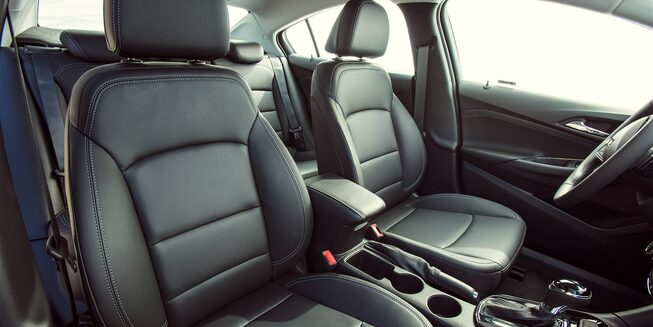 Design dos bancos de couro do novo Chevrolet Cruze Sedan