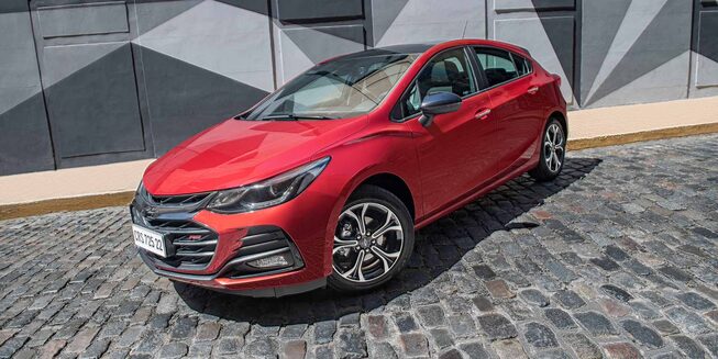 Design frontal do Chevrolet Cruze Sport6 RS