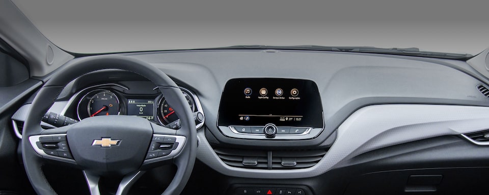 Itens de tecnologia inclusos do carro hatch Chevrolet Onix 2023