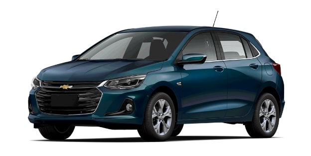 Chevrolet Onix 2023 LTZ carro hatch com motor turbo, faróis de neblina e sensor de estacionamento traseiro