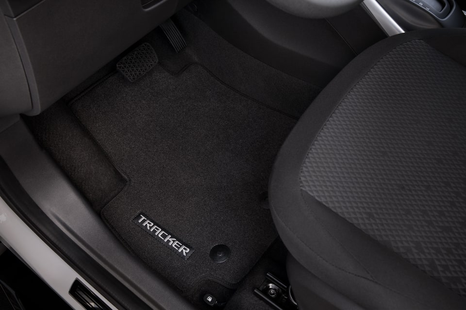 Tapete de carpete do Pacote Elegance de acessórios para Novo Tracker 2021