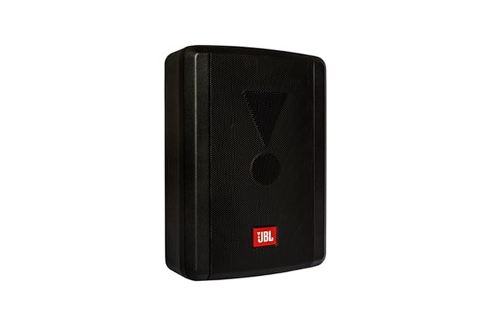 Subwoofer JBL  para atender ligações e escutar música no Novo Tracker 2023