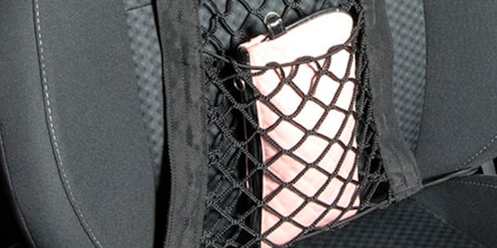 Rede de conveniência para banco com fixação no encosto de cabeça do Blazer EV RS