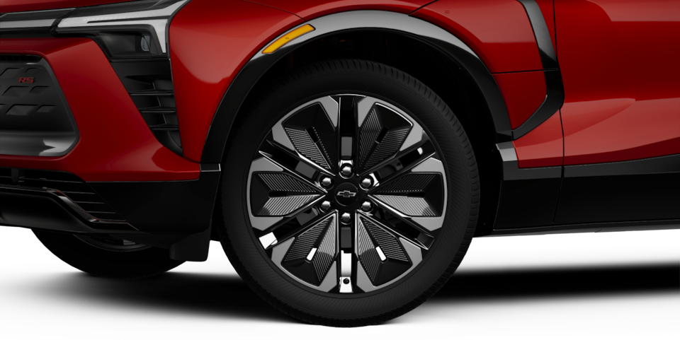Rodas de 21" com desenho exclusivo do Blazer EV RS