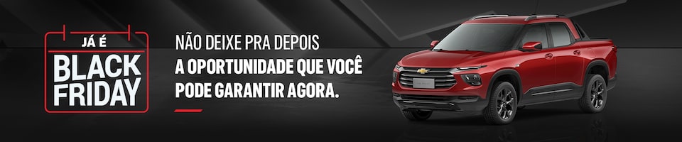 Dois carros vermelhos são exibidos em um fundo preto com o texto Já é Black Friday e uma mensagem incentivando sobre oportunidades imperdível agora.