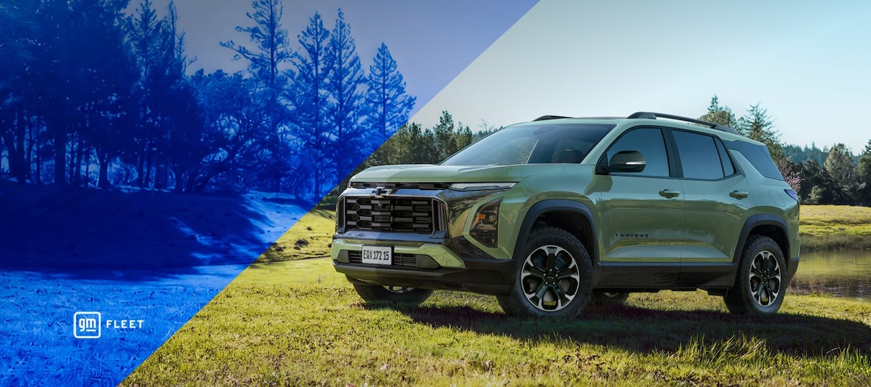 SUV Chevrolet Equinox Turbo verde estacionado em área gramada ao ar livre, com oferta de assinatura GM Fleet destacando plano por R$ 4.999 por mês e condições especiais por tempo limitado.