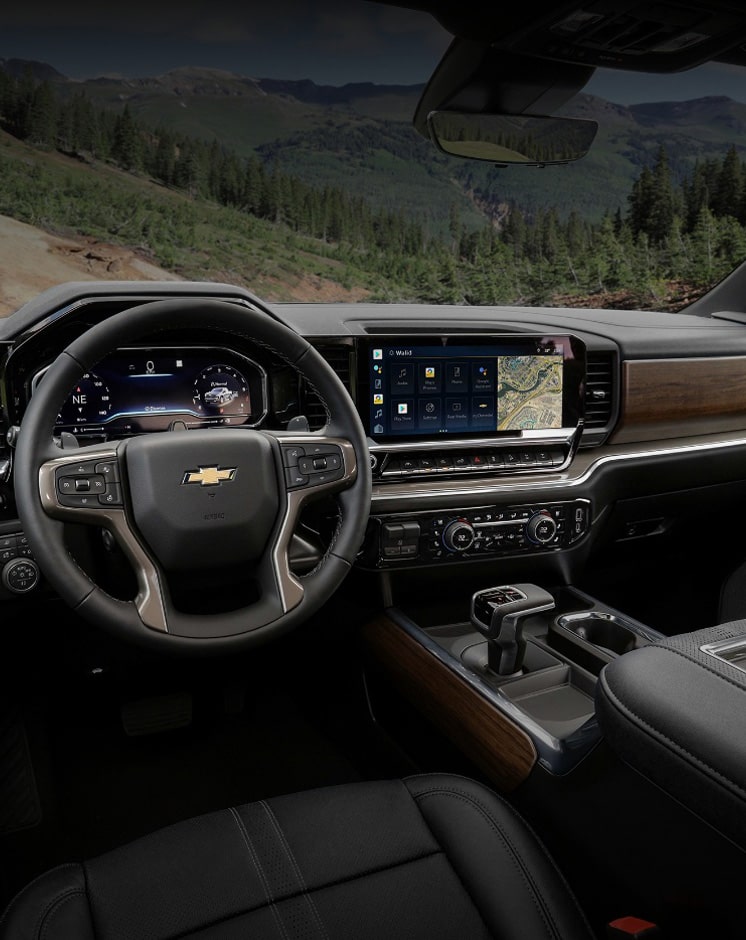 Tecnología: Foto interior da nova picape Chevrolet Silverado High Country, mostrando o painel interativo