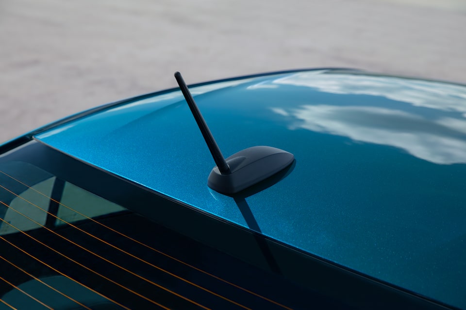 Antena esportiva para Onix Plus 2020 com design esportivo
