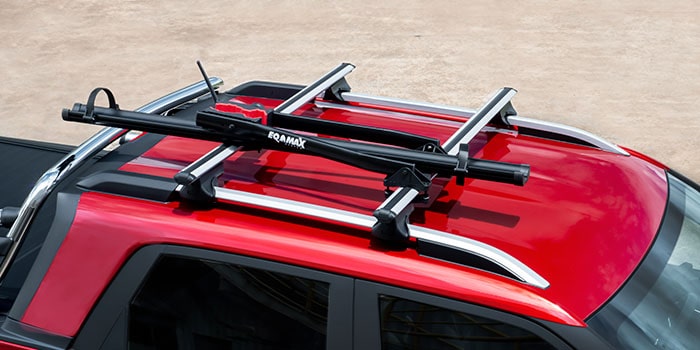 O suporte de teto Eqmax pode transportar até 2 bicicletas com total segurança em cima da sua Nova Chevrolet Montana.