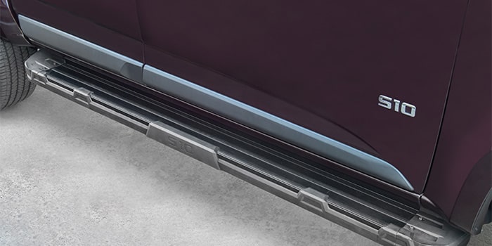 Estribo Off Road preto da nova S10