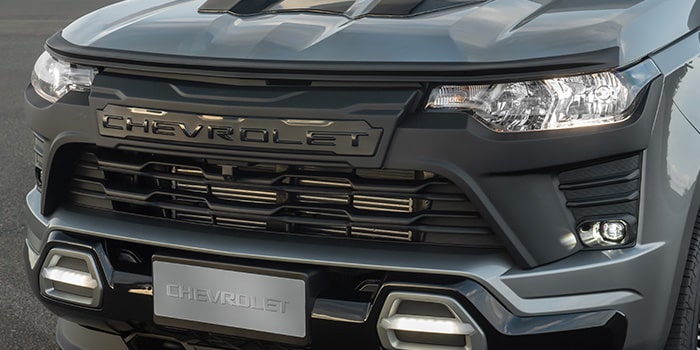 Moldura do capô da nova S10