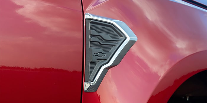 Aplique ornamental de paralama cromado da nova S10