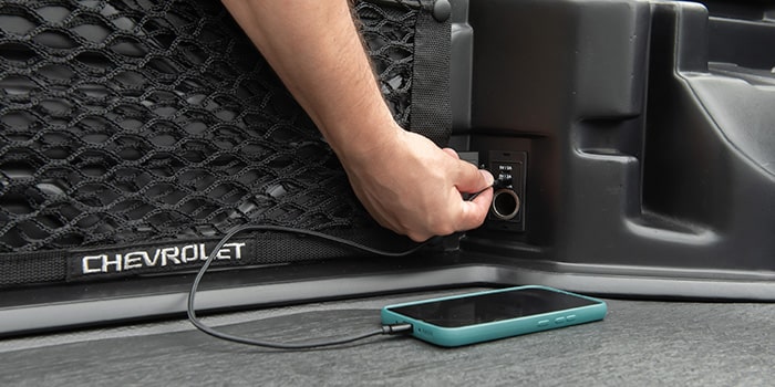 Tomada USB tipo C de 12v para caçamba da S10