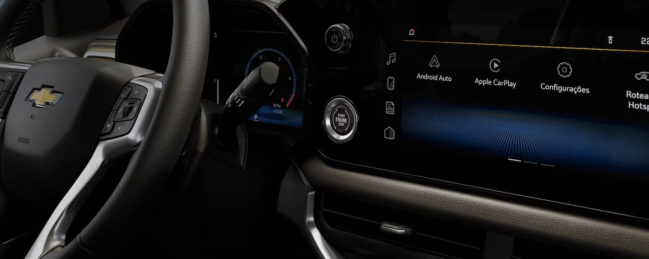 Interior da nova S10 mostrando os acessórios de entretenimento