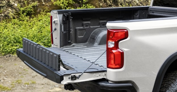 Extensor de carga da Silverado 2025 para objetos grandes