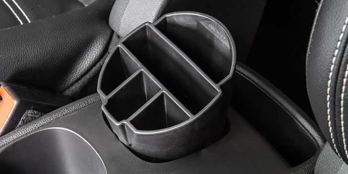 Organizador de porta-copos: mantenha o interior da Nova Chevrolet Montana 2023 sempre organizado.