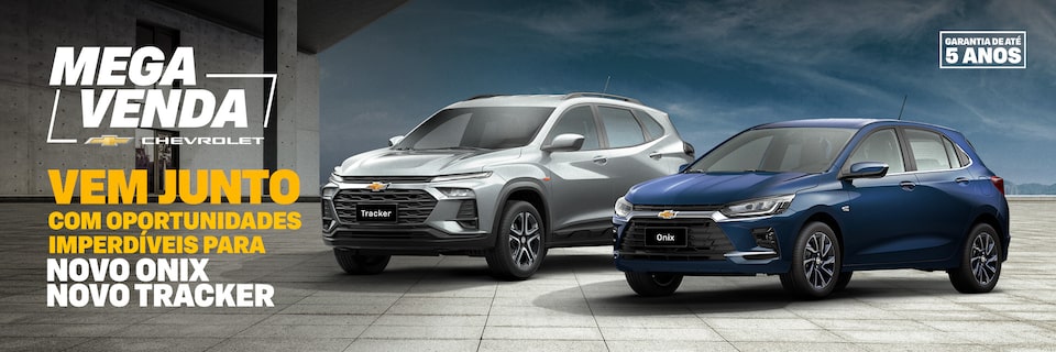 Banner promocional da campanha Mega Venda Chevrolet com dois veículos em destaque: Chevrolet Tracker prata visto de frente e lateral esquerda e Chevrolet Onix azul visto de frente e lateral direita, estacionados sobre piso de concreto. À esquerda, o texto: Vem junto com oportunidades imperdíveis para Novo Onix e Novo Tracker. No canto superior direito, selo de garantia de até 5 anos.
