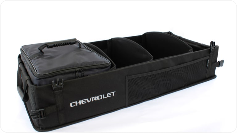 Bolsa organizadora padrão da linha de acessórios originais Chevrolet para o Chevrolet Onix HB. 