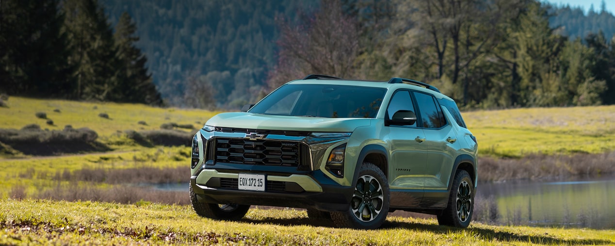 Nova Equinox Turbo 2026 em meio à área verde