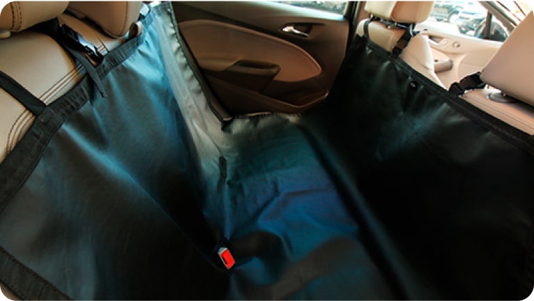 Capa de banco e porta-malas para pet – preta - da linha de acessórios originais Chevrolet para o novo Spark EUV