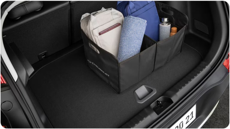 Imagem da bolsa organizadora para porta-malas da linha de acessórios originais Chevrolet para o Tracker 2026