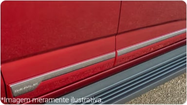 Friso de porta da linha de acessórios originais Chevrolet para o SUV Trailblazer.