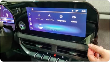 Película de proteção MyLink da linha de acessórios originais Chevrolet para o SUV Trailblazer.