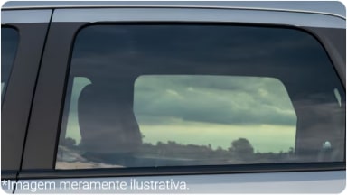 Rolo de película de segurança da linha de acessórios originais Chevrolet para o SUV Trailblazer.