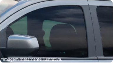 Rolo de película solar da linha de acessórios originais Chevrolet para o SUV Trailblazer.