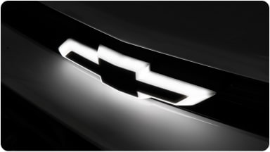 Logo da Chevrolet aceso.