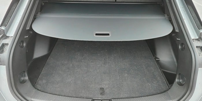 Cobertura interna retrátil de porta-malas do Equinox EV
