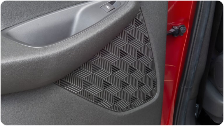 Kit de alto falantes traseiros da linha de acessórios originais Chevrolet para a picape Montana.