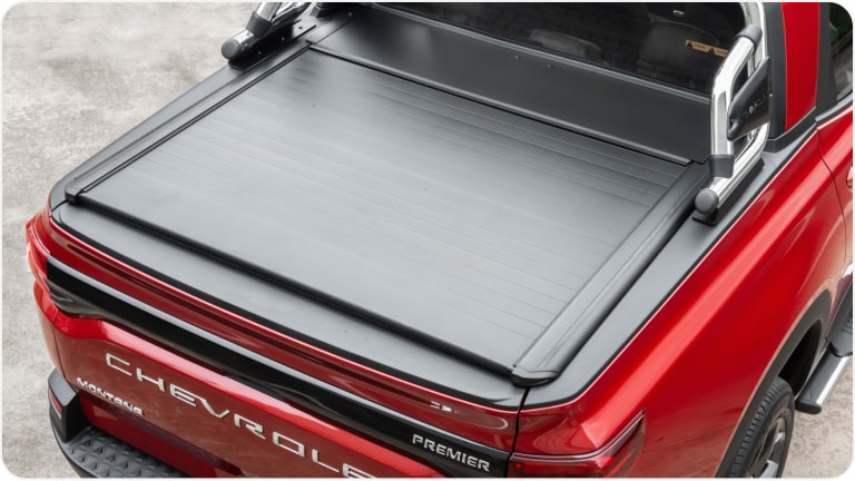 Capota marítima rígida da linha de acessórios originais Chevrolet para a picape Montana.