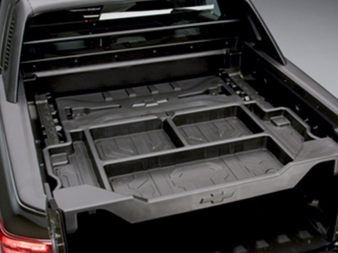 Visão de ângulo superior das divisórias Multi-Board da Chevrolet Montana.