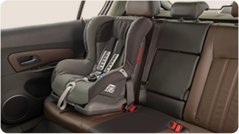 Cadeira infantil Britax Duo Plus da linha de acessórios originais Chevrolet para a picape Montana.