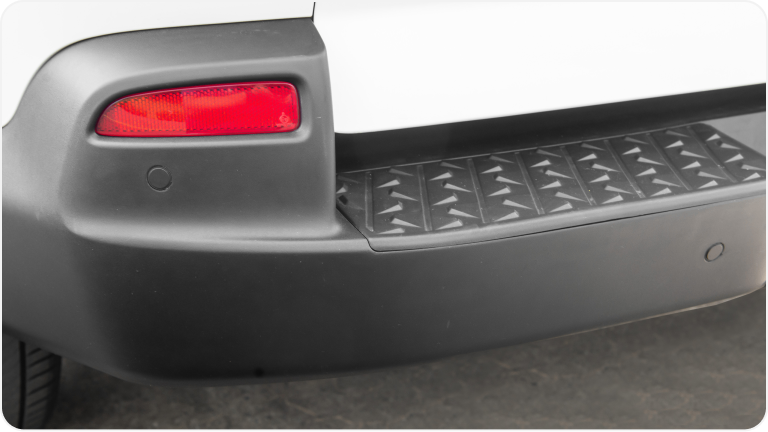 Sensor de estacionamento traseiro da linha de acessórios originais Chevrolet para a picape Montana.