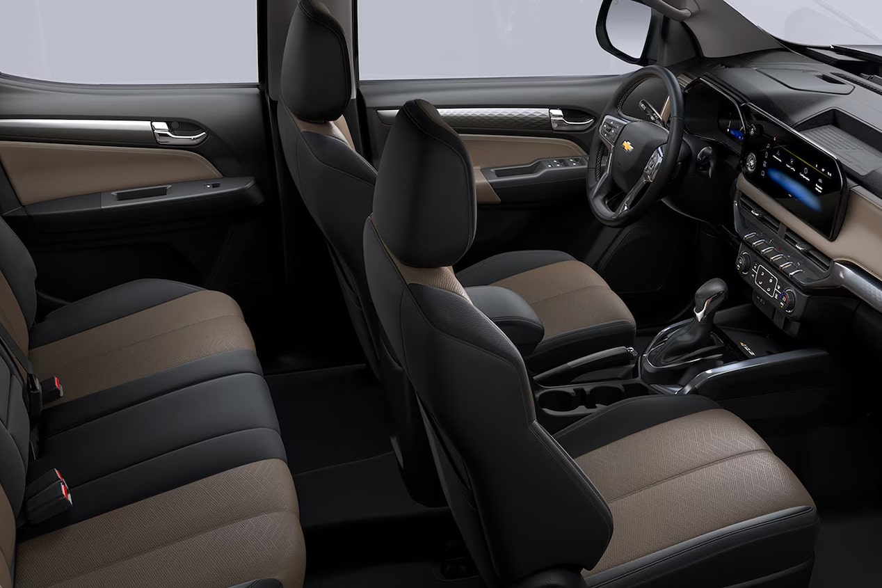 Interior S10