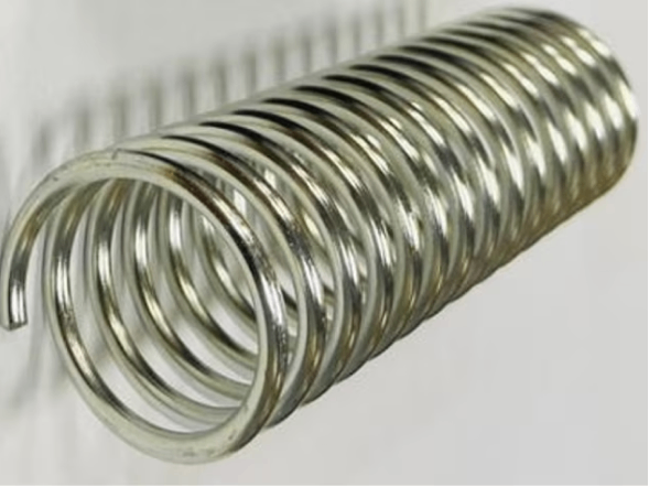 Foto do acessório \"mola trava de estepe\".