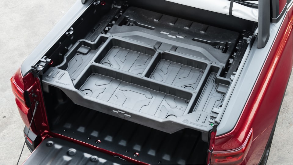 Visão de cima das divisórias Multi-Board, que compõe a exclusiva caçamba Multi-Flex da Chevrolet Montana.