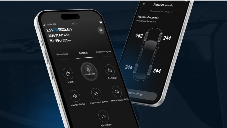 Dois smartphones exibindo a interface do aplicativo myChevrolet, com comandos remotos para travar, destravar e acionar funções do veículo.