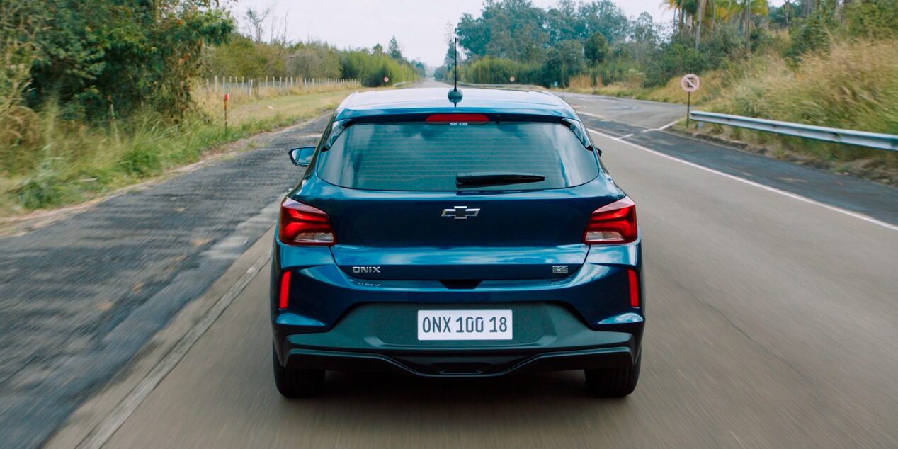 Traseira Onix 100 Anos