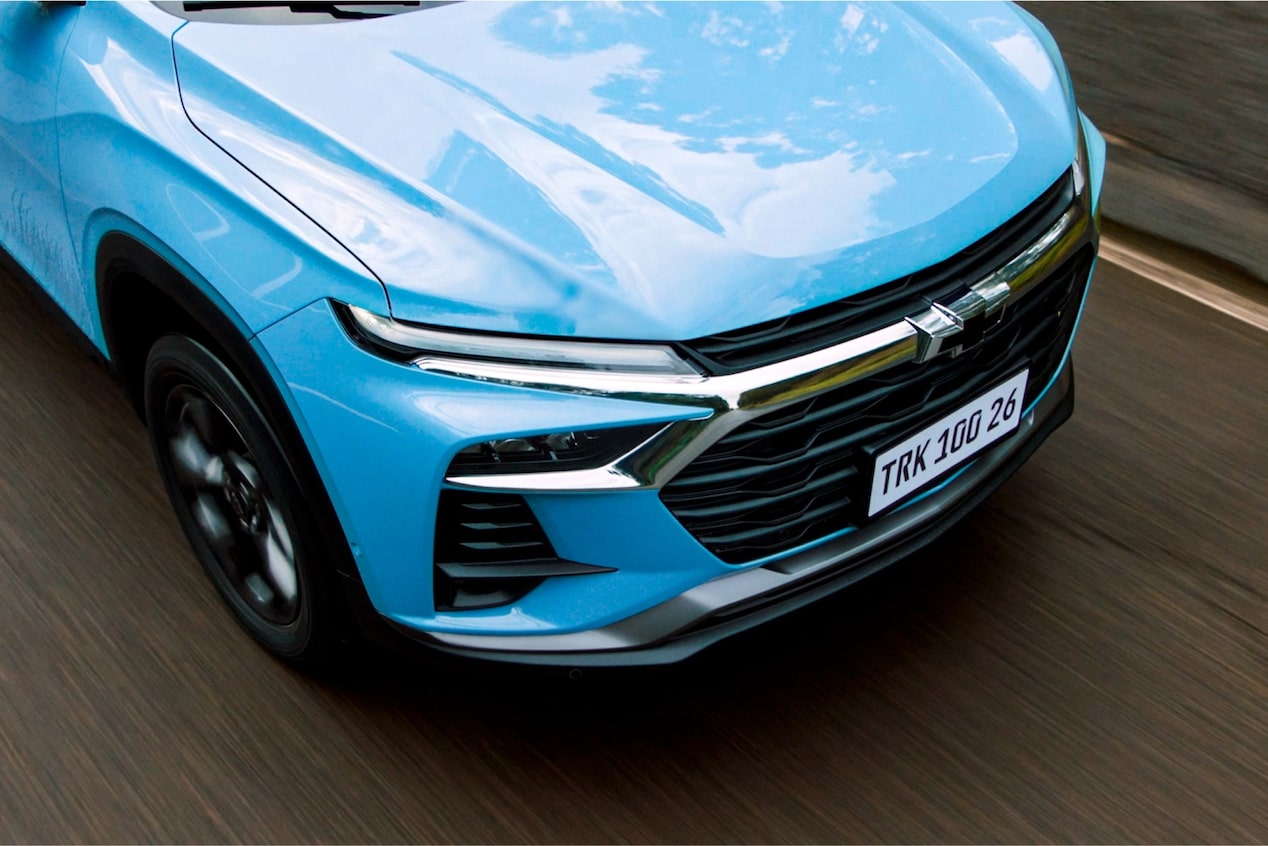 Frente Tracker 100 Anos Chevrolet