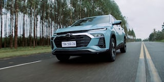 Frente Tracker 100 Anos Chevrolet