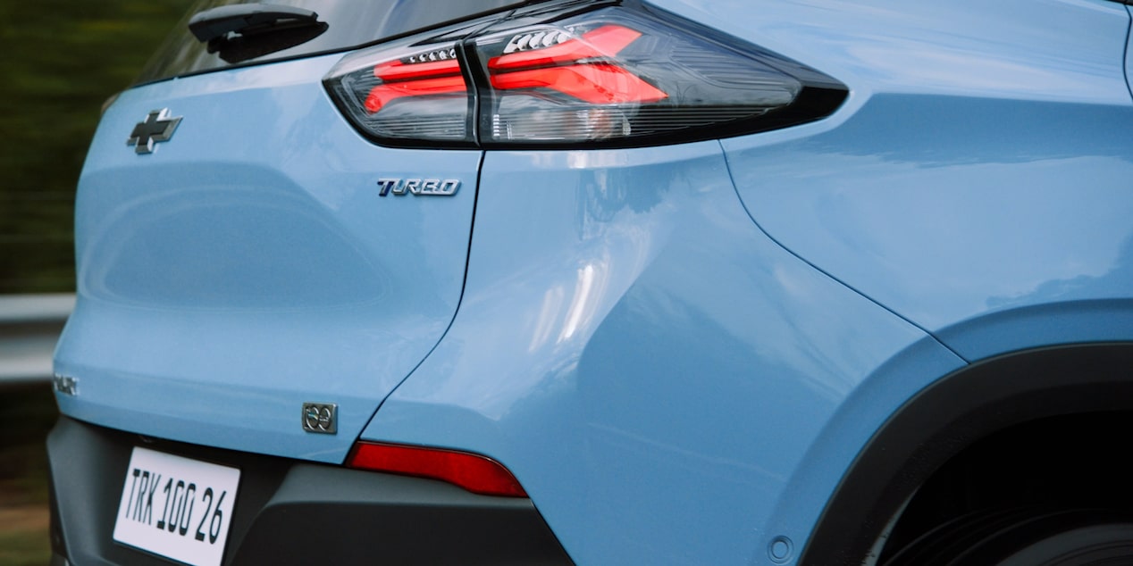 Traseira Tracker 100 Anos Chevrolet